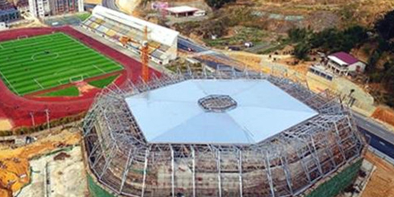 哇！光澤縣室內(nèi)體育館室內(nèi)看臺全面完工啦