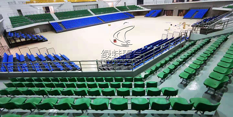 體育場(chǎng)館的座椅色彩搭配有奧秘，瞬間提升場(chǎng)館品味與氛圍